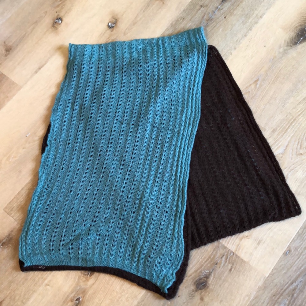 Two-Tone Infinity Scarf - Picture 2 of 4